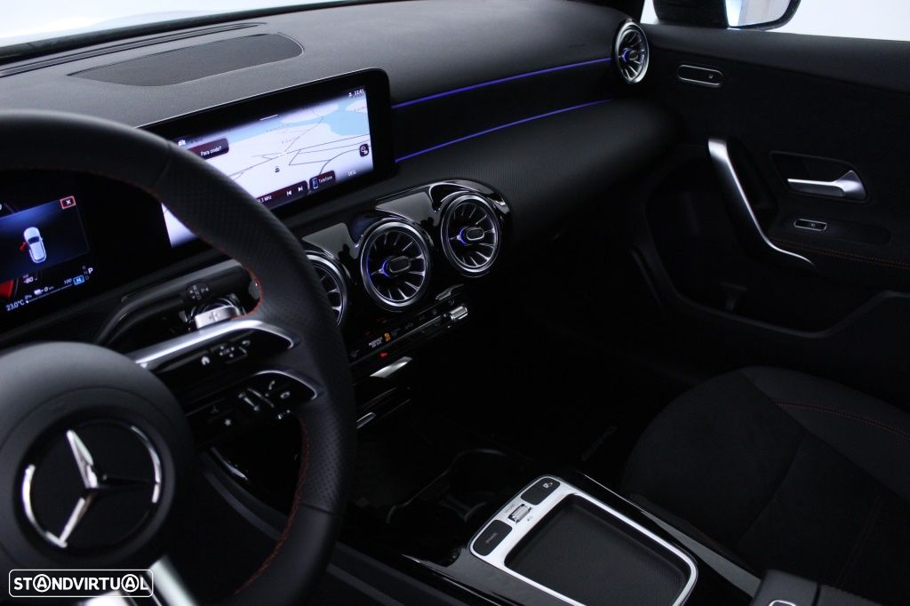 Mercedes-Benz A 250 e AMG Line - 31