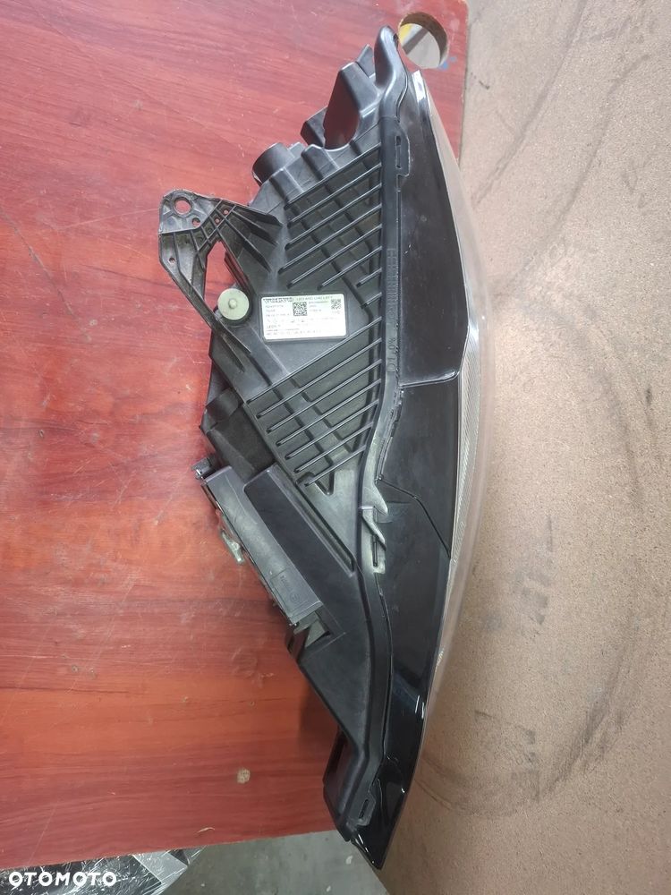 Volvo XC60 II Lampa Lewa Przód Lift Mid Led EU 32337374 - 7