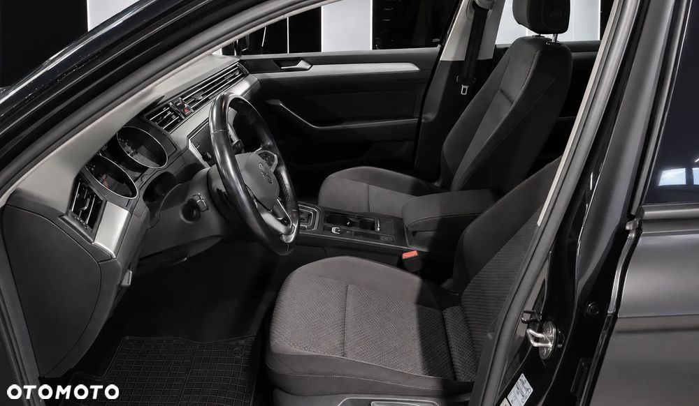 Volkswagen Passat 1.5 TSI EVO Essence DSG - 6