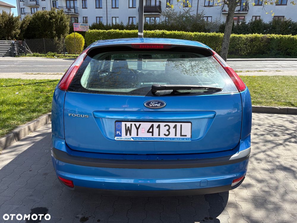Ford Focus 1.6 16V Ambiente - 7