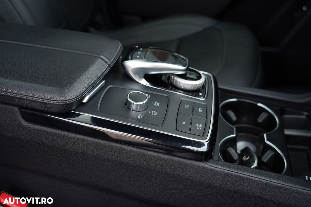 Mercedes-Benz GLE Coupe 350 d 4Matic 9G-TRONIC AMG Line - 24