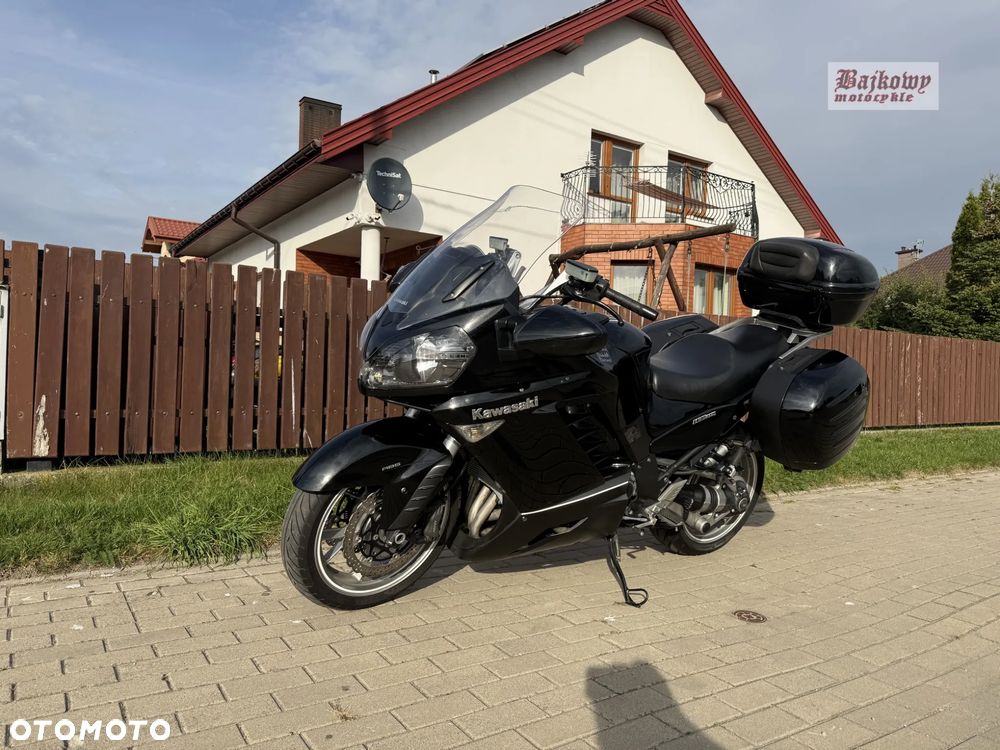 Kawasaki GTR