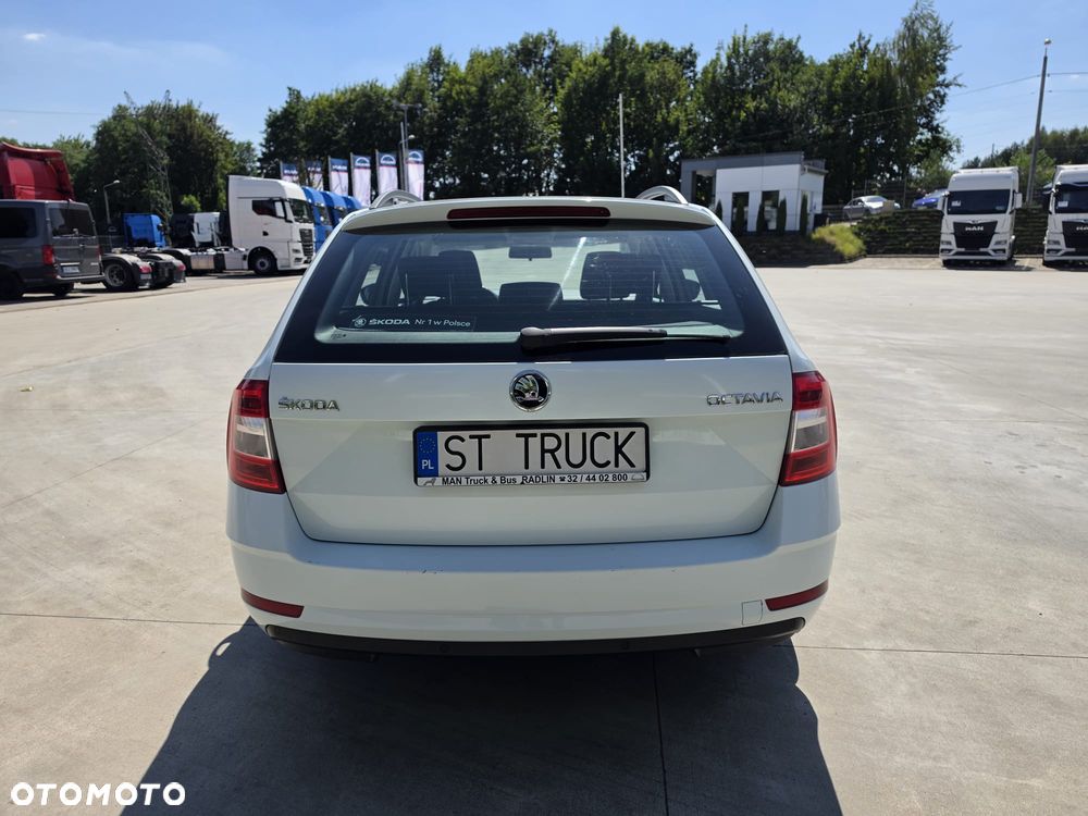 Skoda Octavia - 7