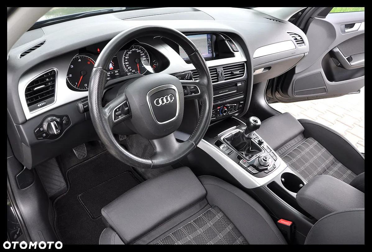 Audi A4 Avant 2.0 TDI DPF quattro S line Sportpaket (plus) - 6