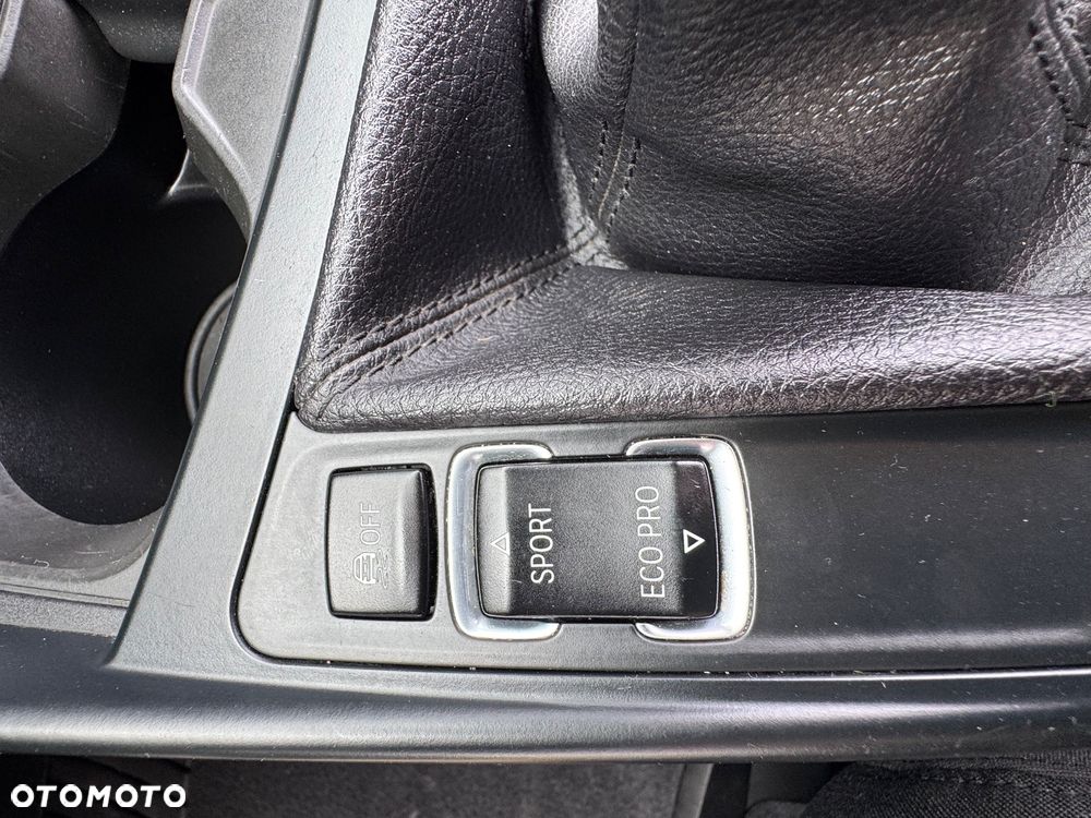 BMW Seria 1 120d BluePerformance Sport Line - 37
