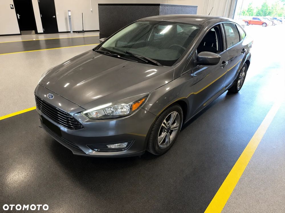 Ford Focus 1.5 EcoBoost Start-Stopp-System Titanium - 2