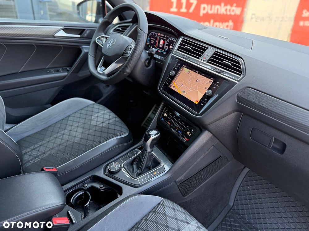 Volkswagen Tiguan 2.0 TDI SCR 4Mot R-Line DSG - 24