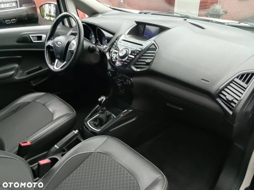 Ford EcoSport - 11