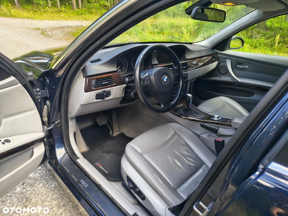 BMW Seria 3 - 24