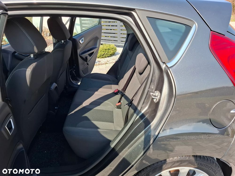 Ford Fiesta 1.0 EcoBoost Titanium - 24