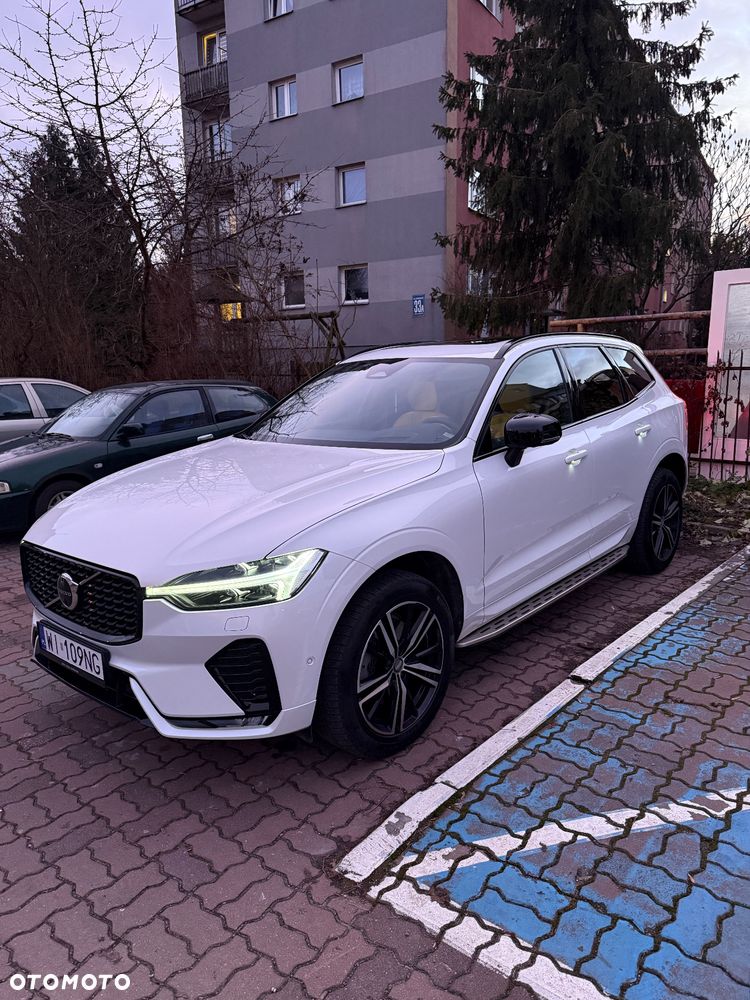 Volvo XC 60 B5 B AWD Ultimate Dark - 33