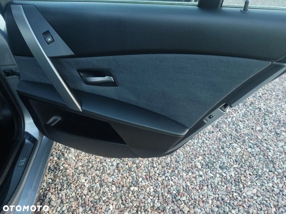 BMW Seria 5 - 13