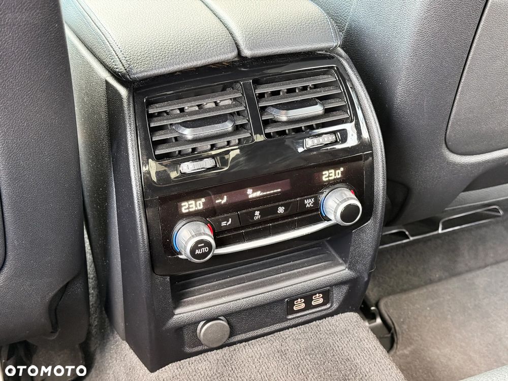 BMW Seria 5 530d xDrive M Sport Edition - 31