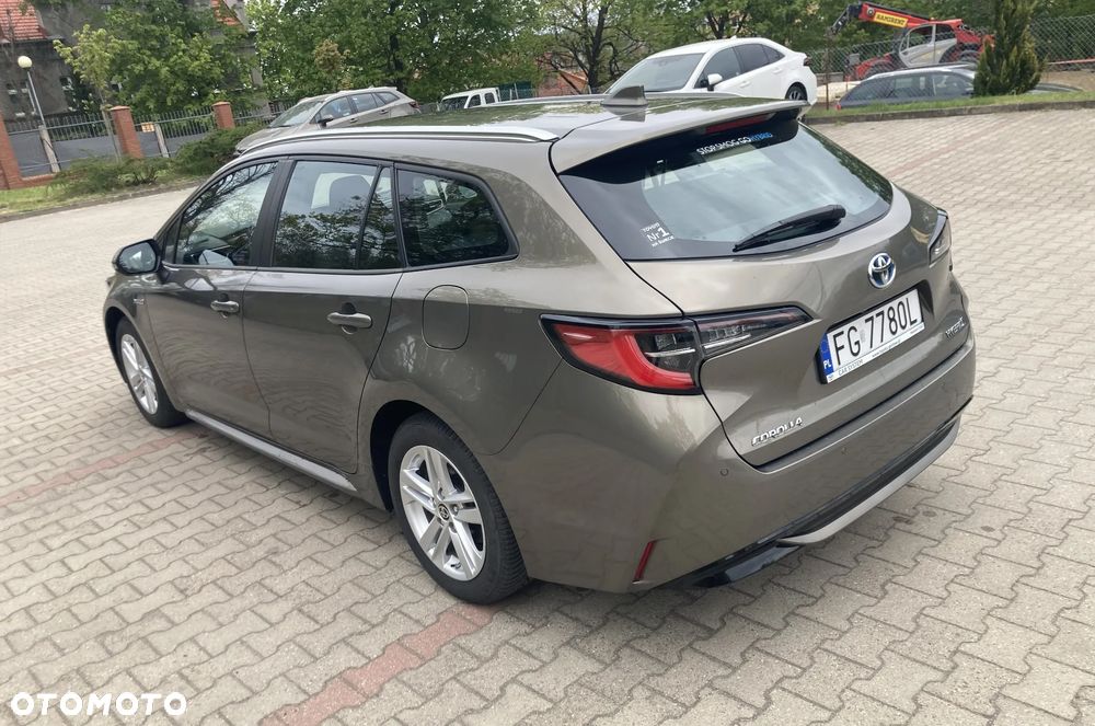Toyota Corolla 2.0 Hybrid Comfort - 3