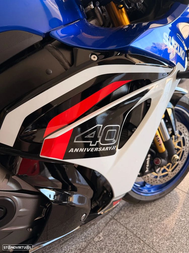 Suzuki GSX -R 1000 R - 3