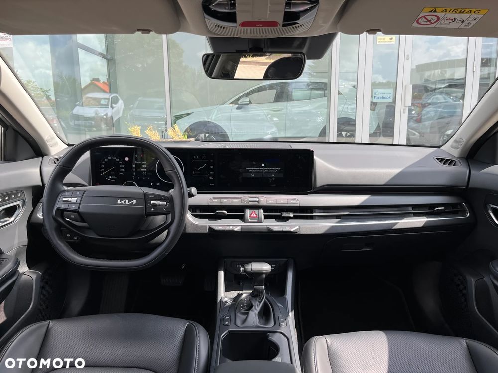 Kia K4 - 17