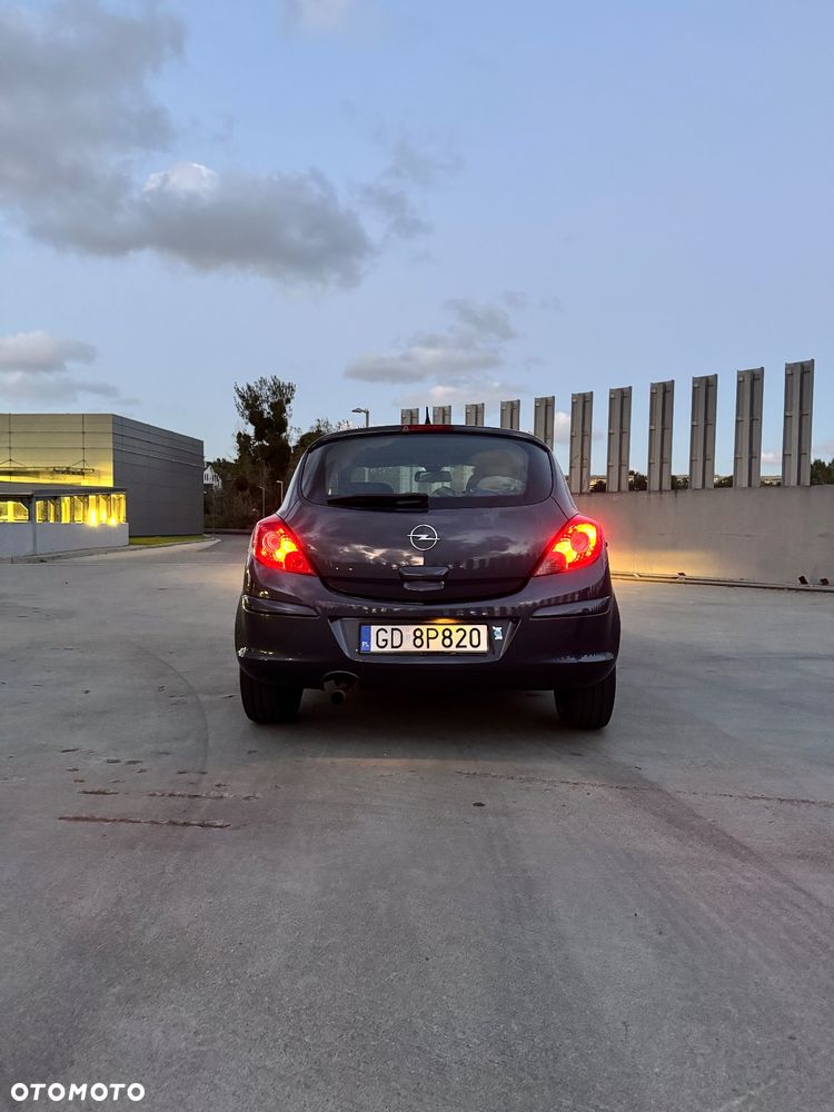 Opel Corsa 1.4 16V Sport - 6