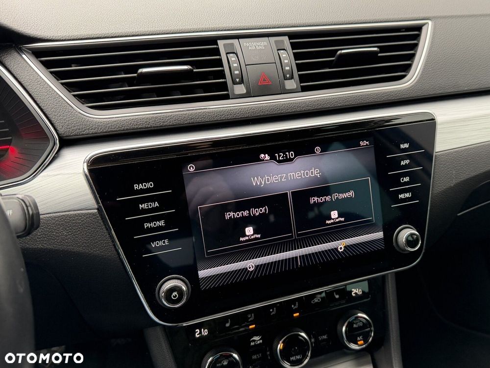 Skoda Superb 2.0 TDI SCR Ambition - 37