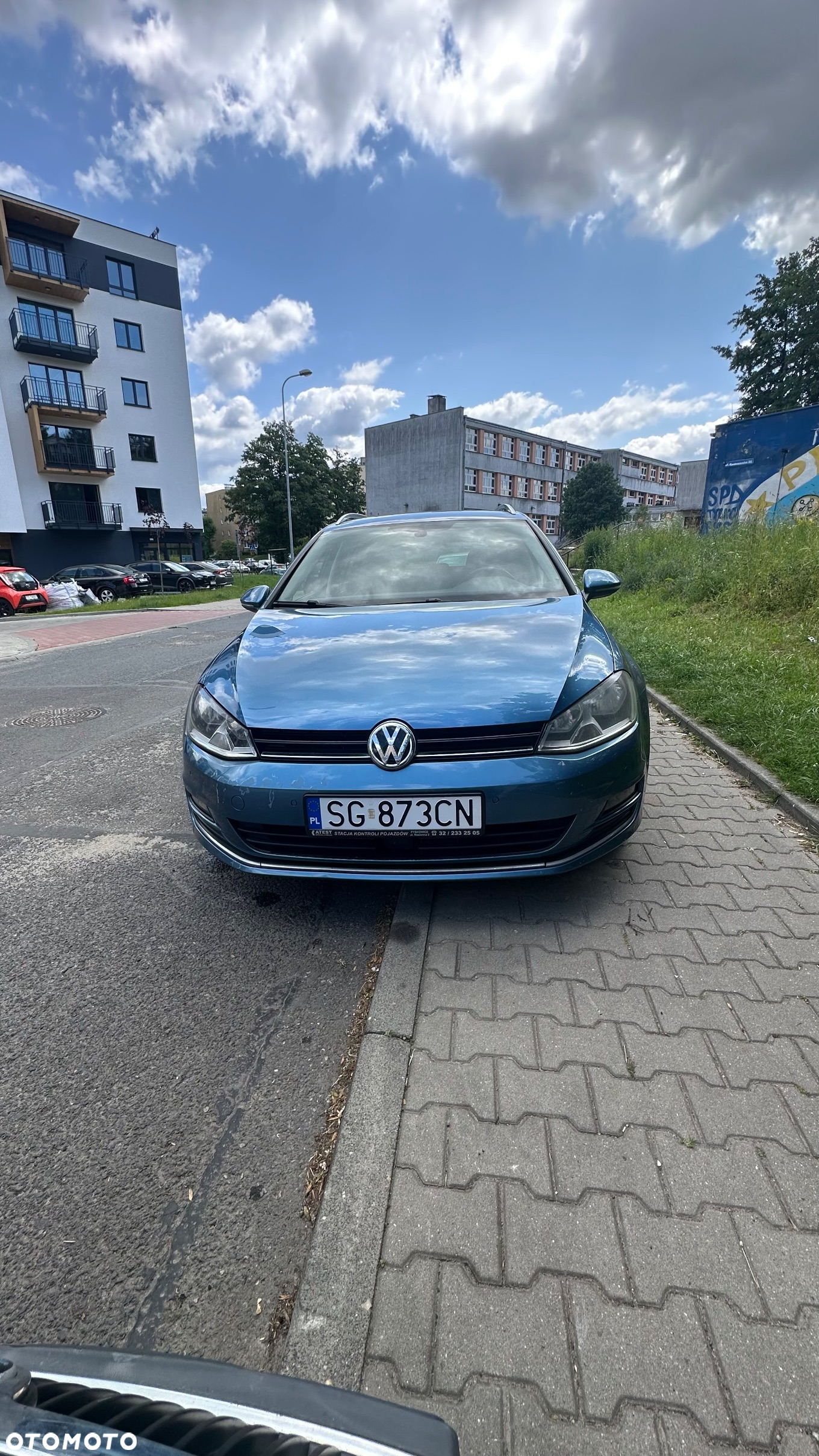 Volkswagen Golf - 2