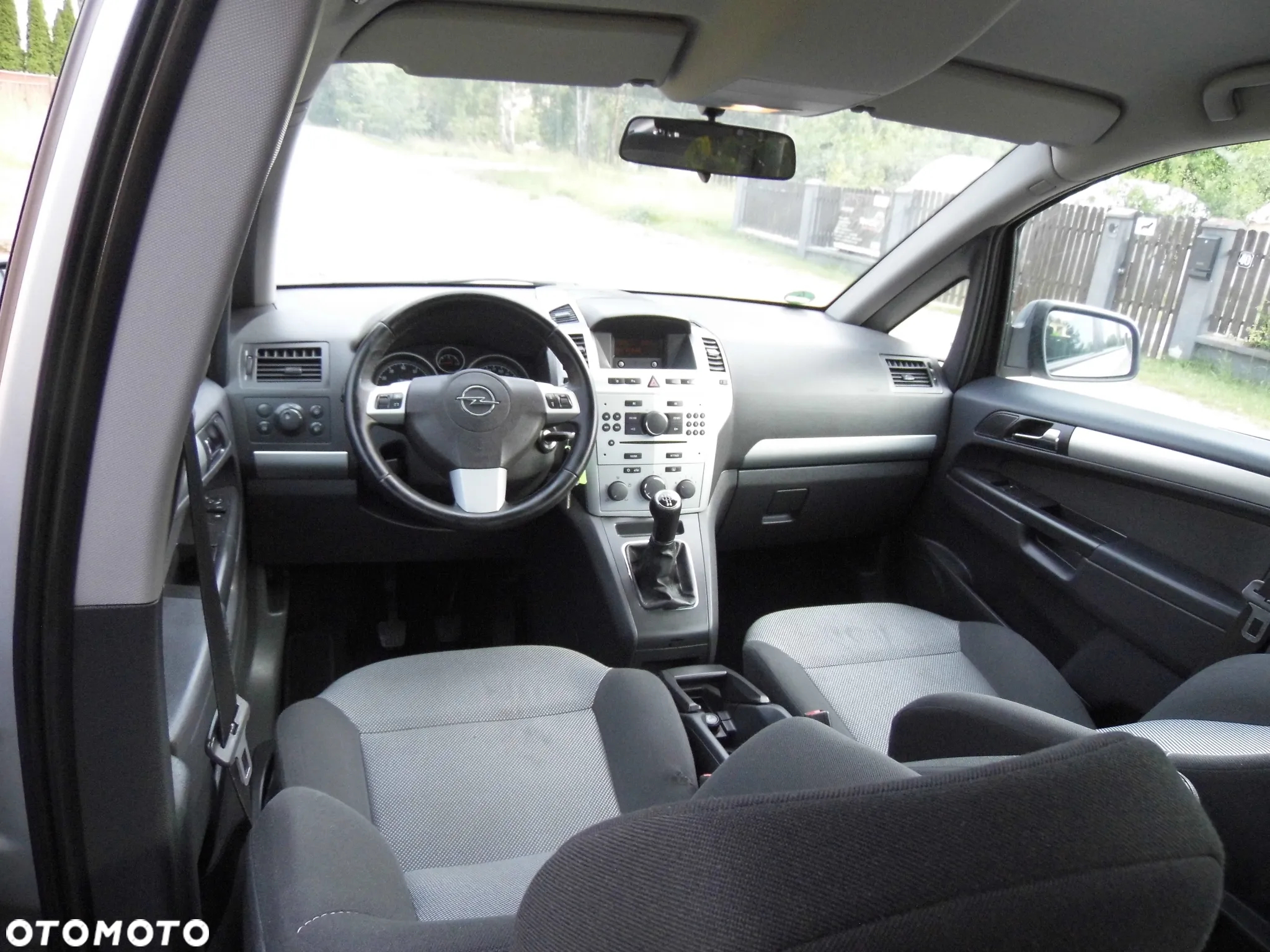 Opel Zafira 1.8 Design Edition - 26
