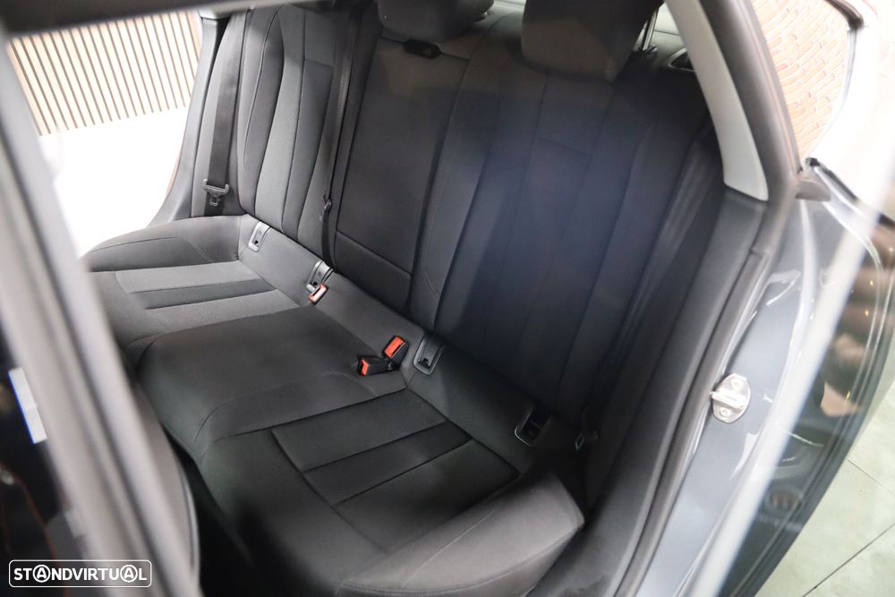 Audi A5 Sportback 2.0 TDI S-line S tronic - 25