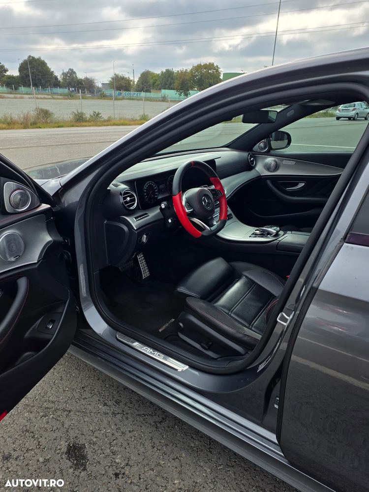 Mercedes-Benz E 43 AMG 4MATIC Aut. - 9