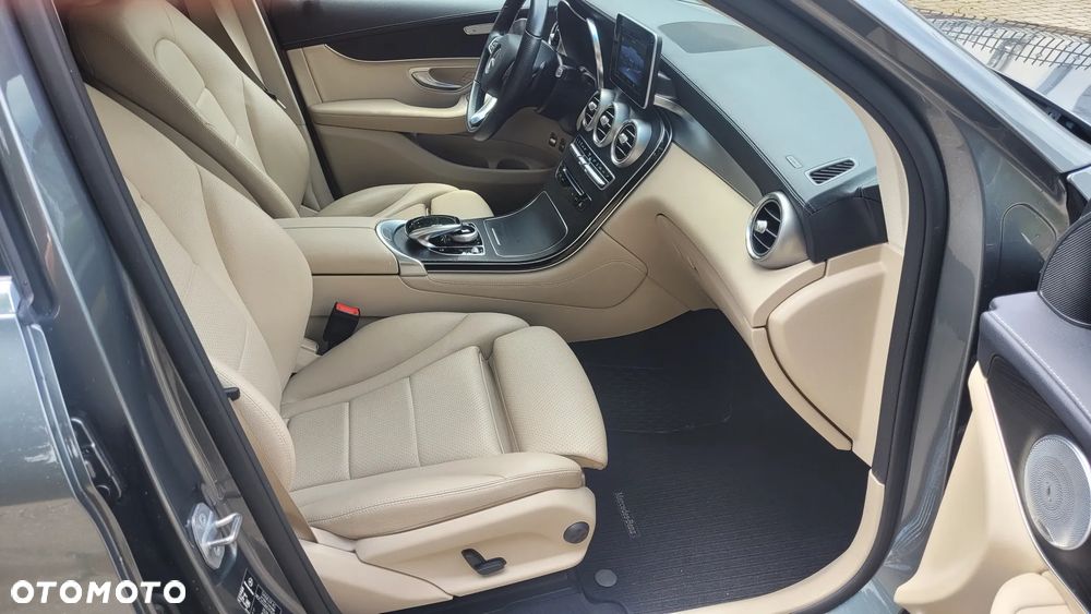 Mercedes-Benz GLC 220 d 4-Matic - 14