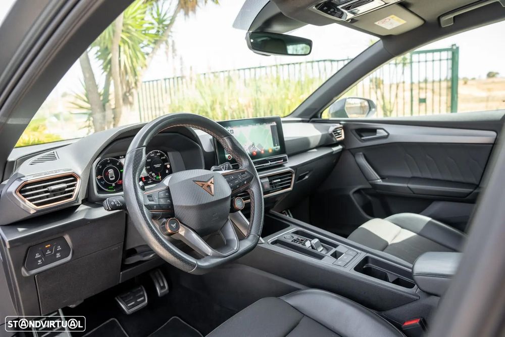 Cupra Leon ST 1.4 e-Hybrid VZ DSG - 12