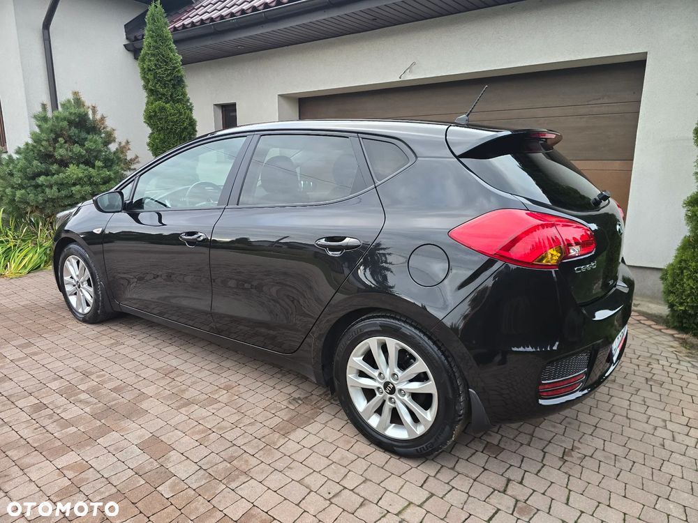 Kia Ceed 2017 photo 5