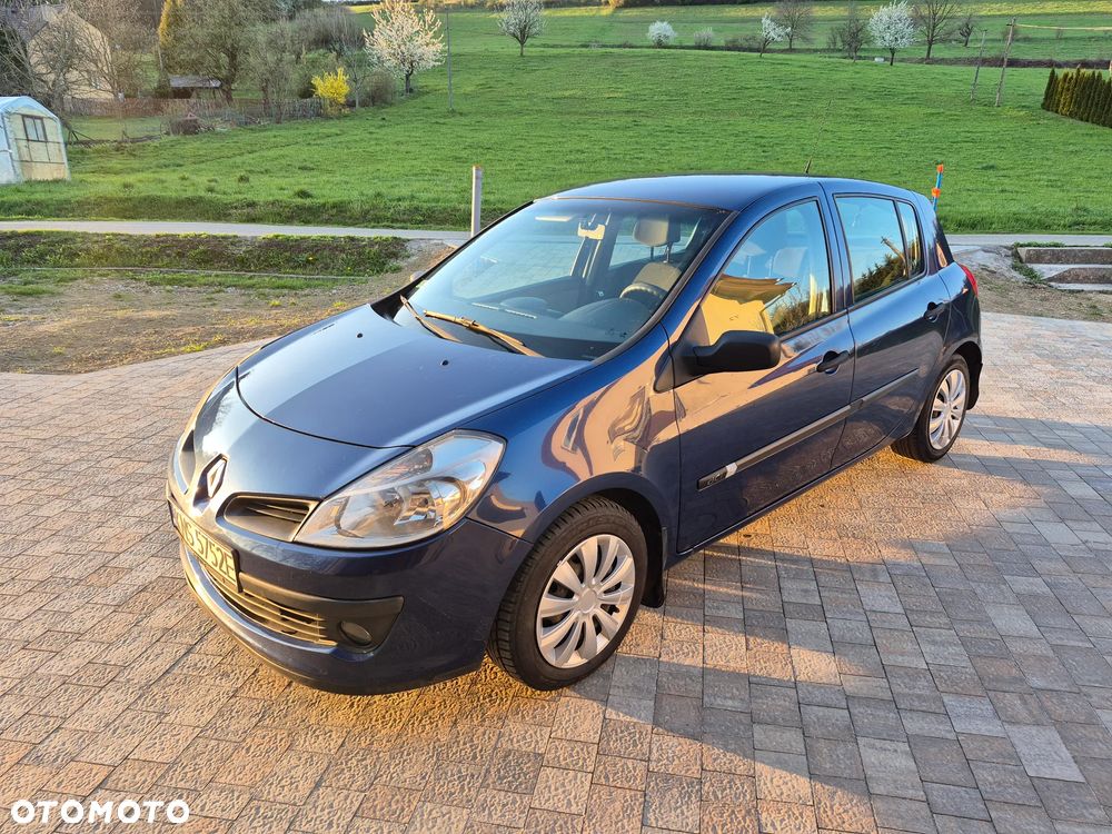 Renault Clio - 3