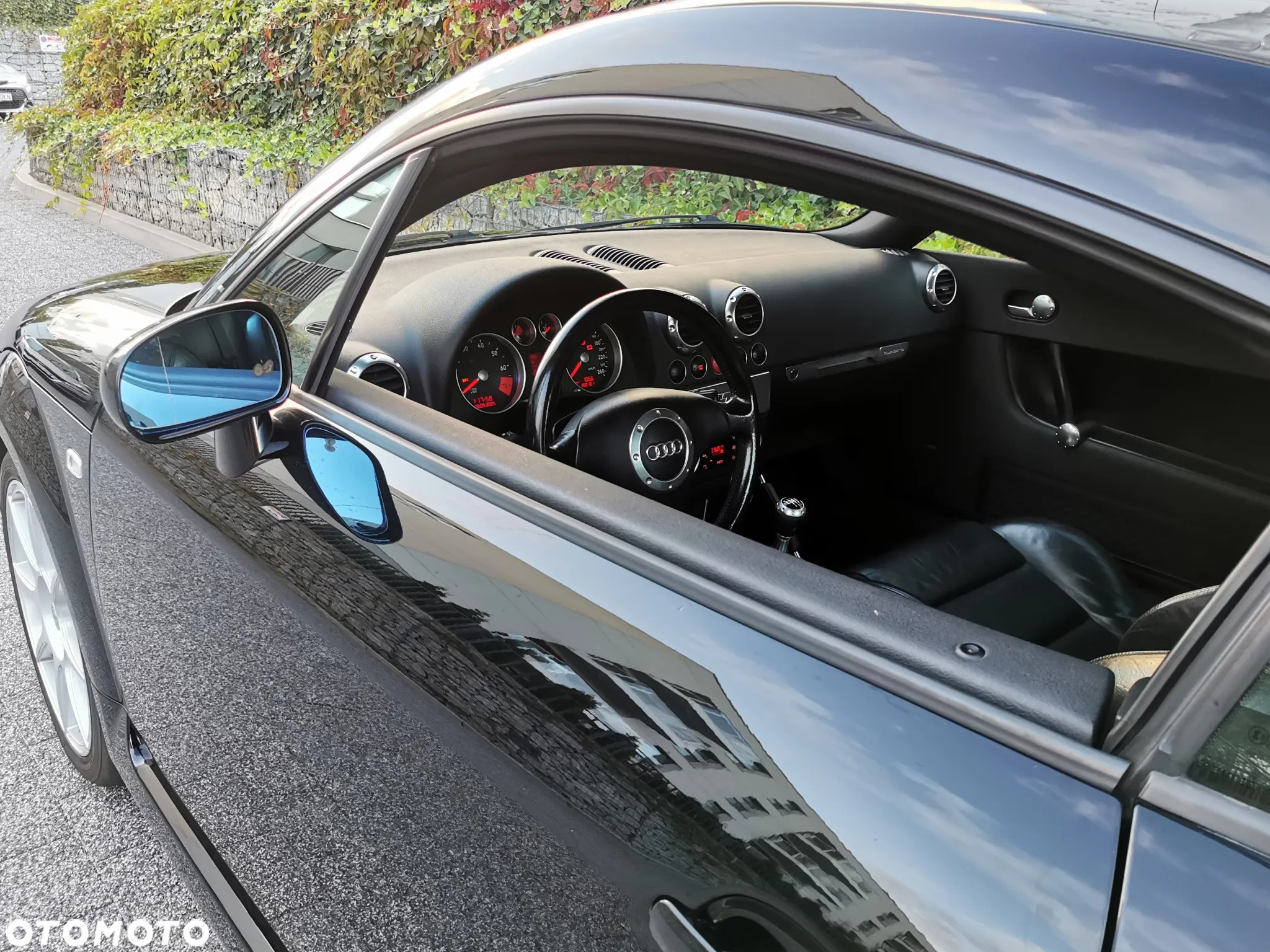 Audi TT Coupé 1.8T Quattro - 26