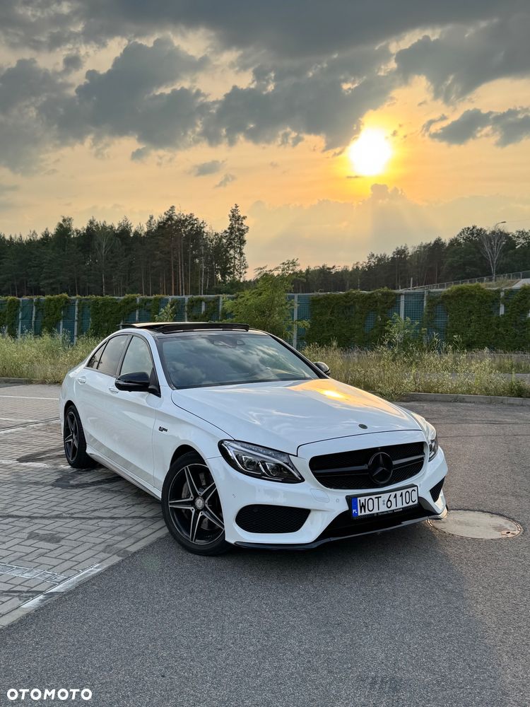 Mercedes-Benz Klasa C AMG 43 4-Matic - 1