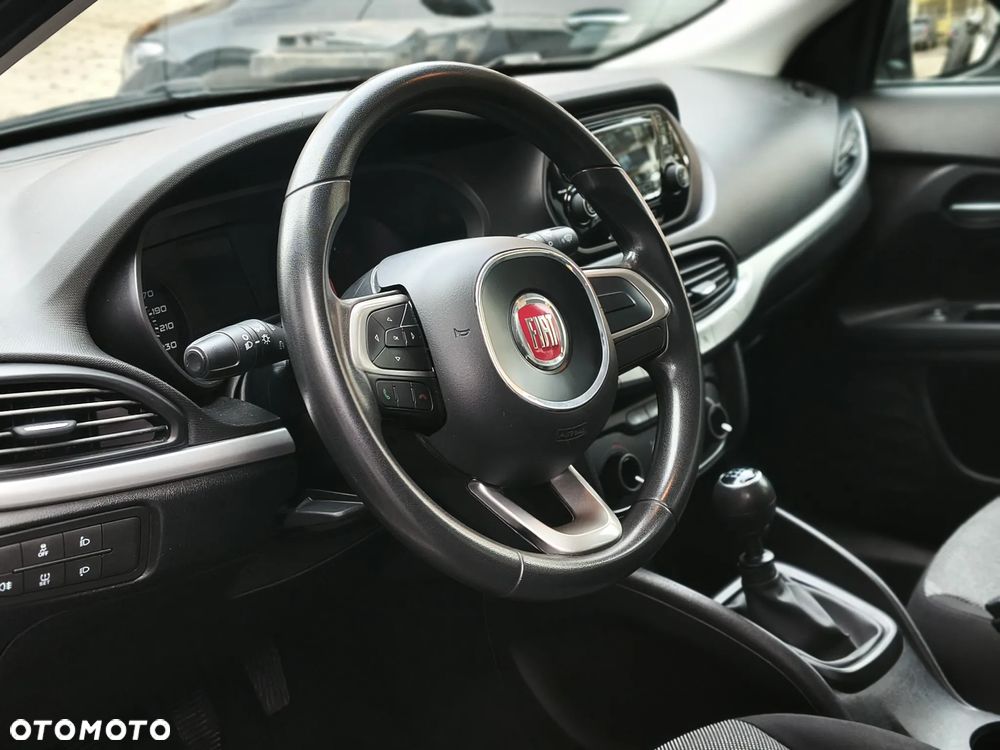 Fiat Tipo 1.4 16v Easy - 13