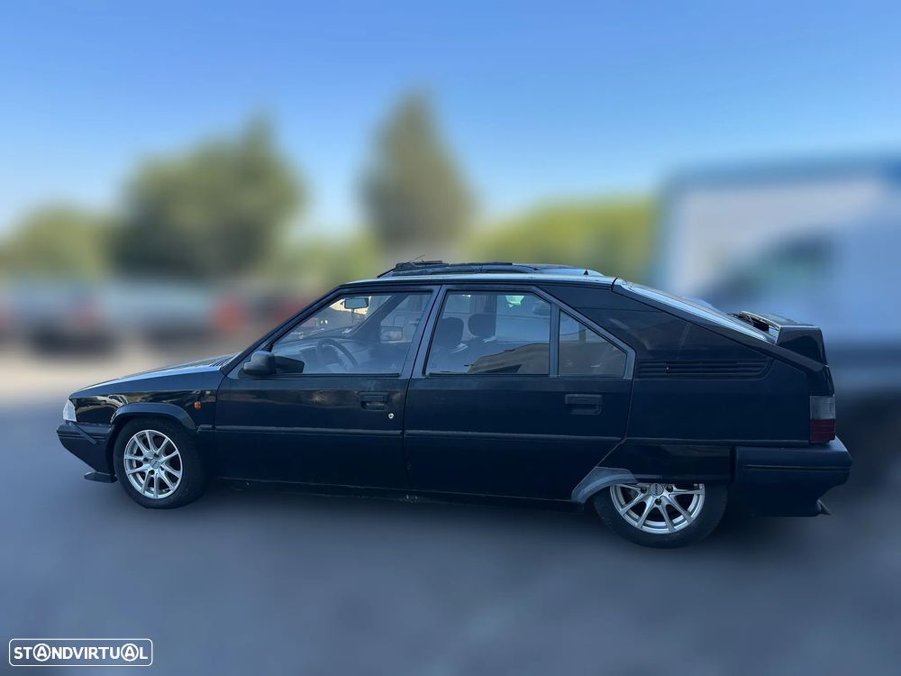 Citroën BX TRD 1.8TD de 1988 Ano 1988 - 1993 Ref Motor XUD7TE para peças - 2