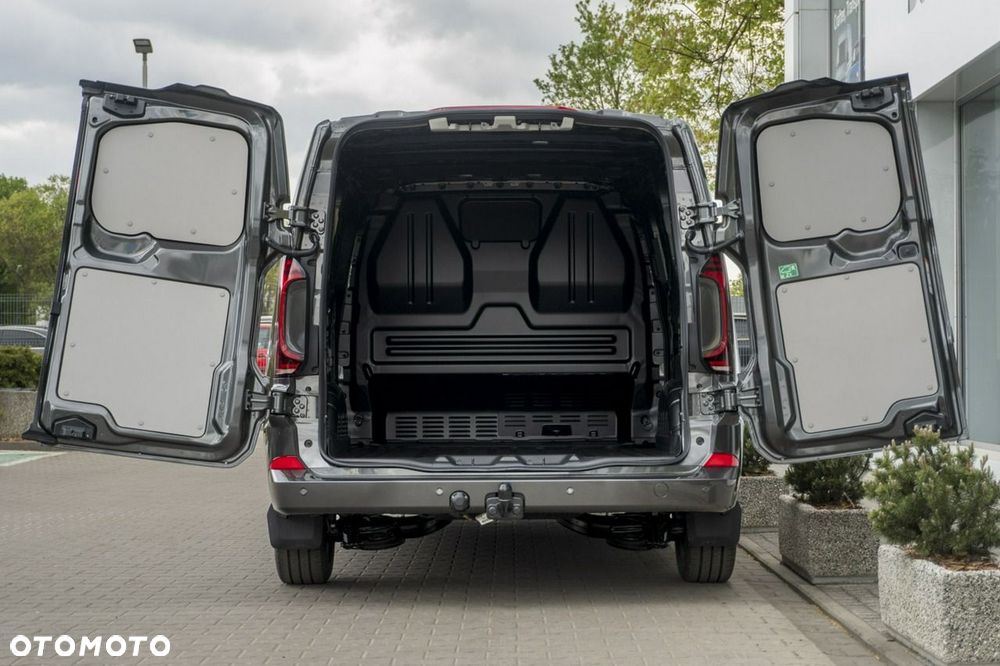 Volkswagen Transporter - 12