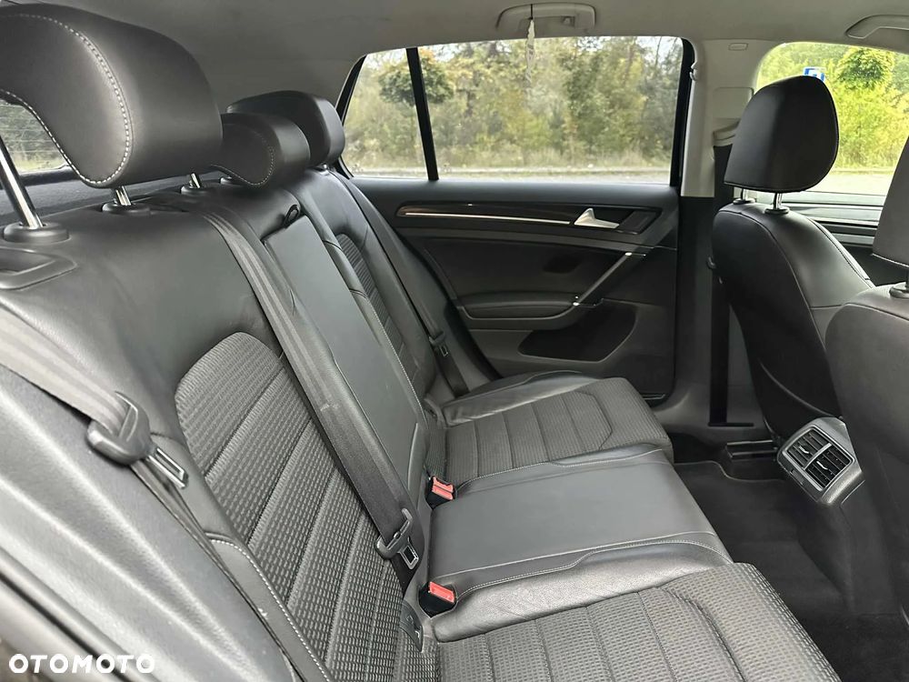 Volkswagen Golf VII 2.0 TDI BMT Highline DSG - 12