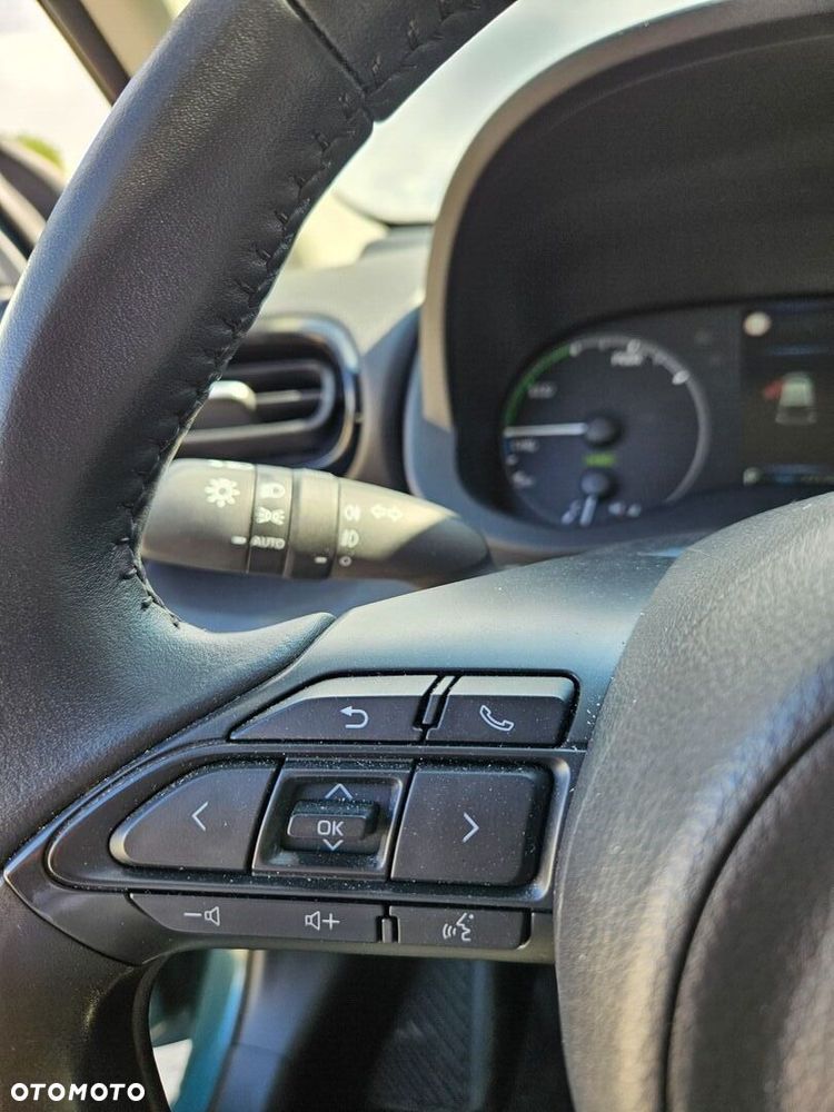 Toyota Yaris - 17