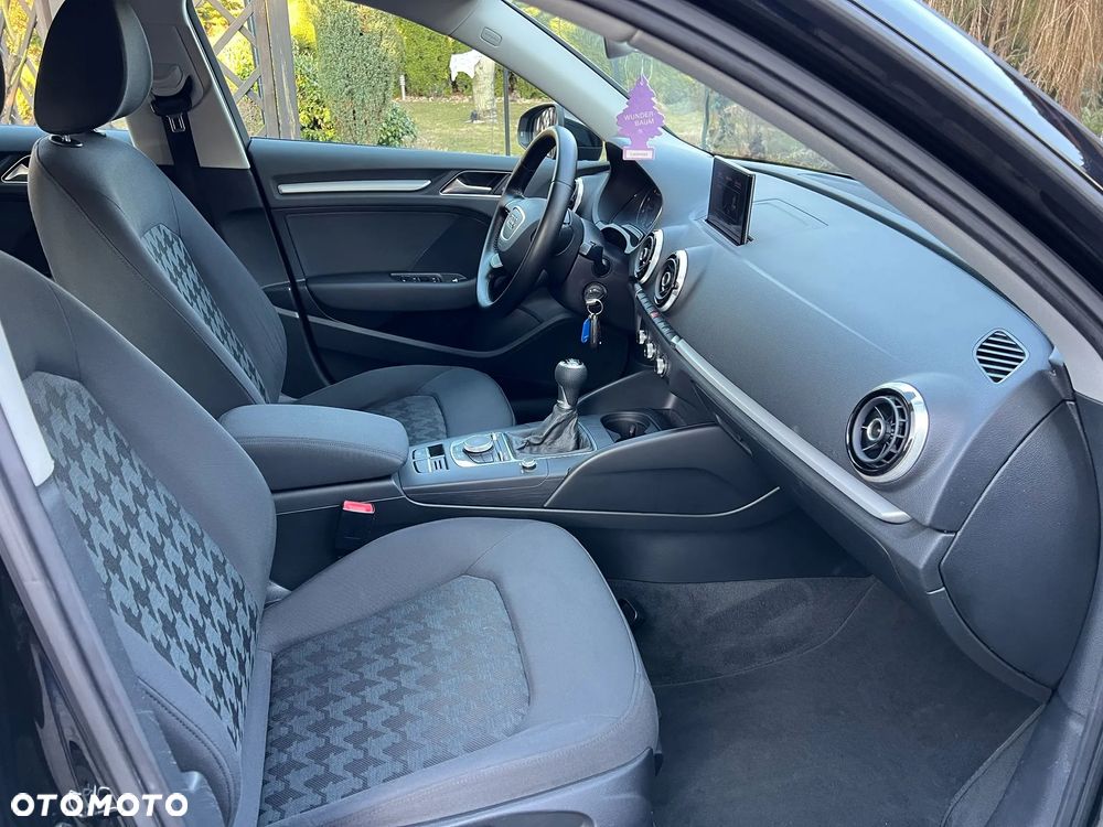 Audi A3 Sportback 1.2 TFSI Ambition - 17