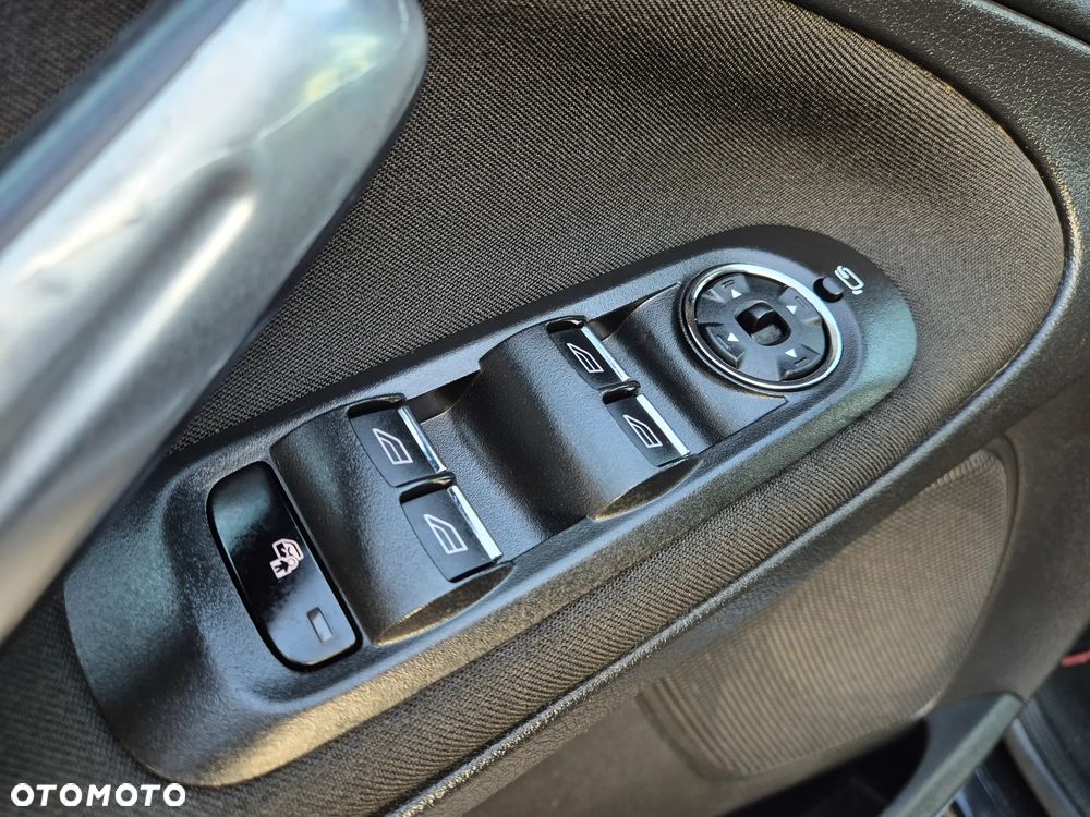 Ford S-Max 2.0 TDCi DPF Business Edition - 12