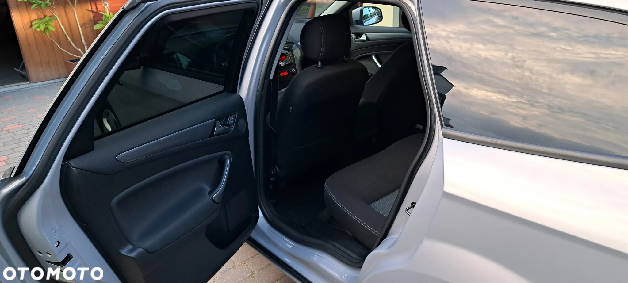 Ford Mondeo 1.6 Titanium - 14