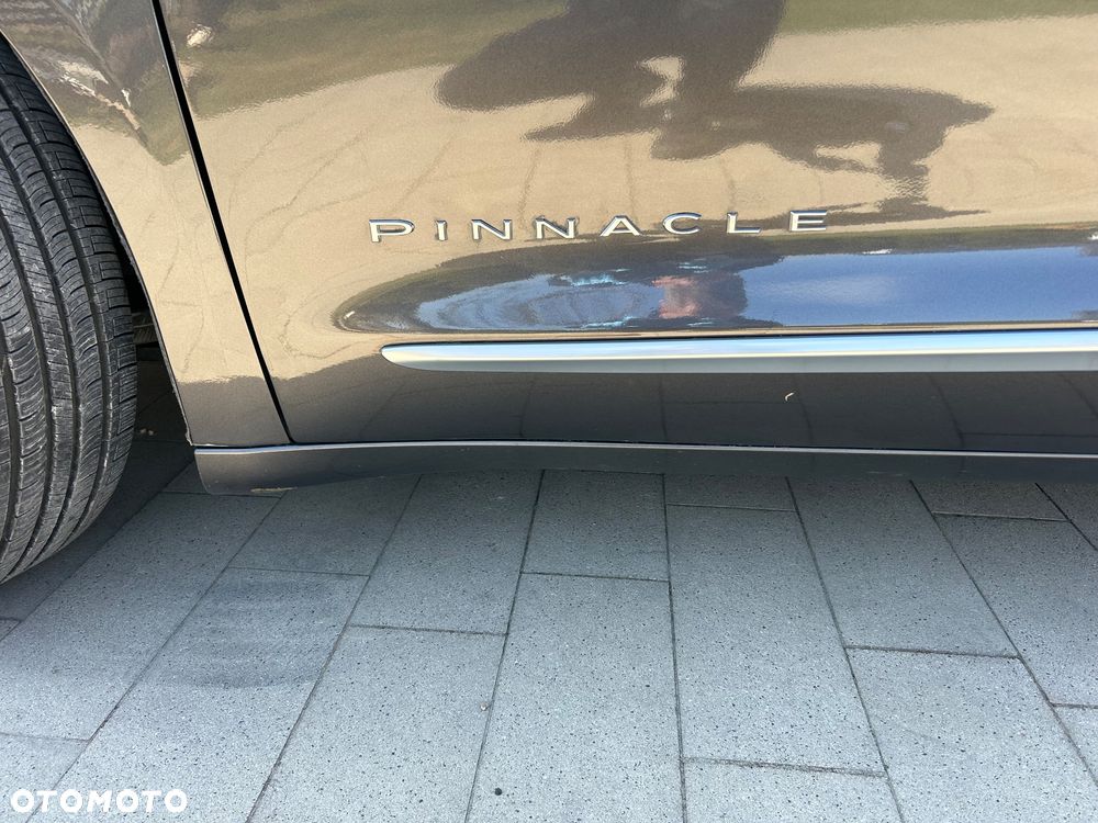 Chrysler Pacifica - 15