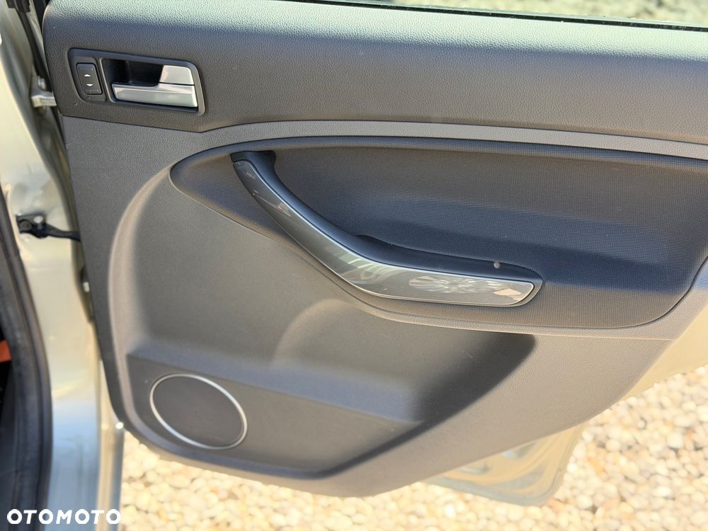 Ford Focus C-Max - 27