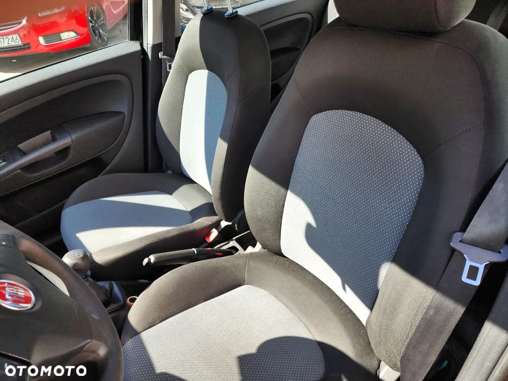 Fiat Punto 2012 - 22