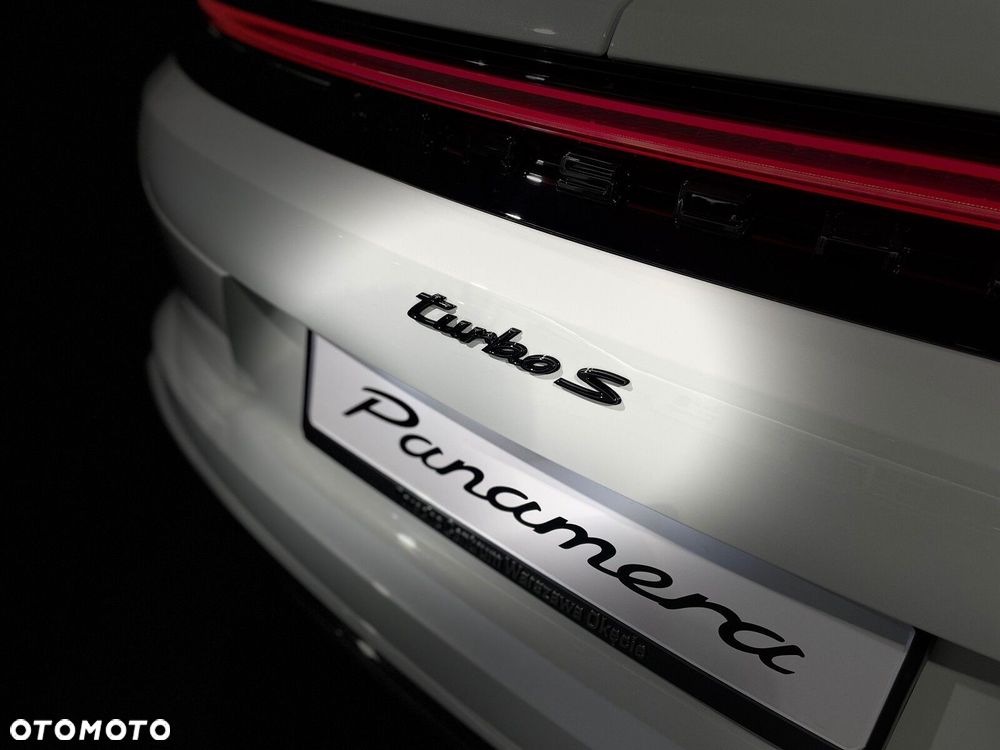 Porsche Panamera - 19