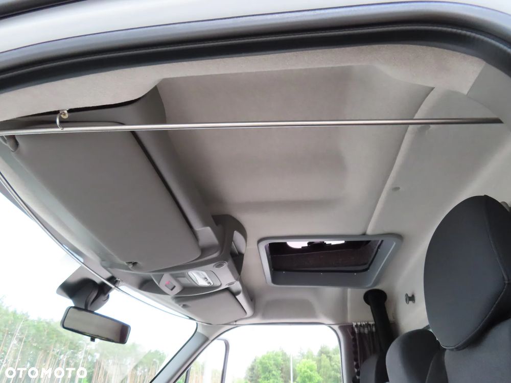 Renault Master 2.3 dCi 163 Km WZMACNIANY Chłodnia -20*C + 30*C Z Izoterma 4.20 Cm 8 Euro Palet Zasilanie V230 Funkcja Grzania Kabina Sypialniana WEBASTO Stan Jak NOWY - 30