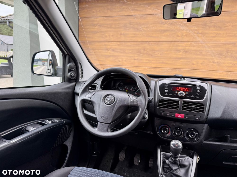 Opel Combo - 16