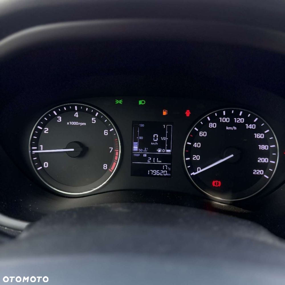 Hyundai i20 - 21