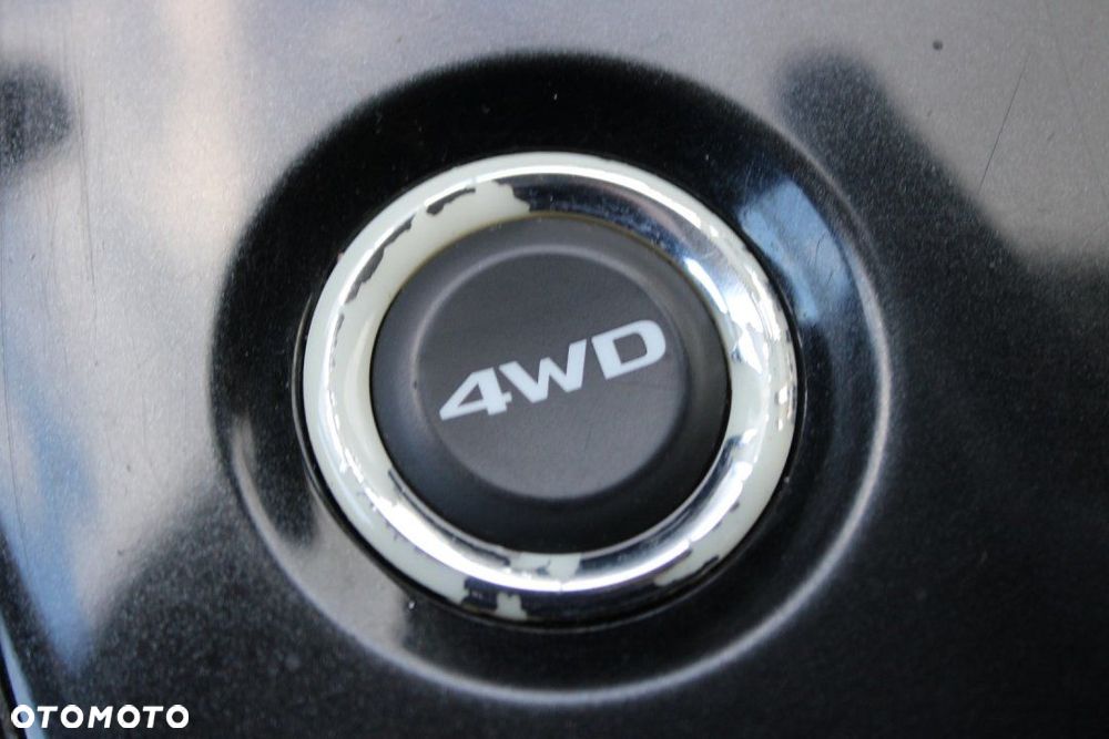 Mitsubishi Outlander - 34