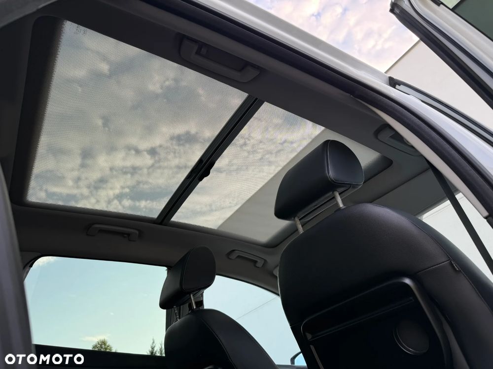 Ford Kuga - 35