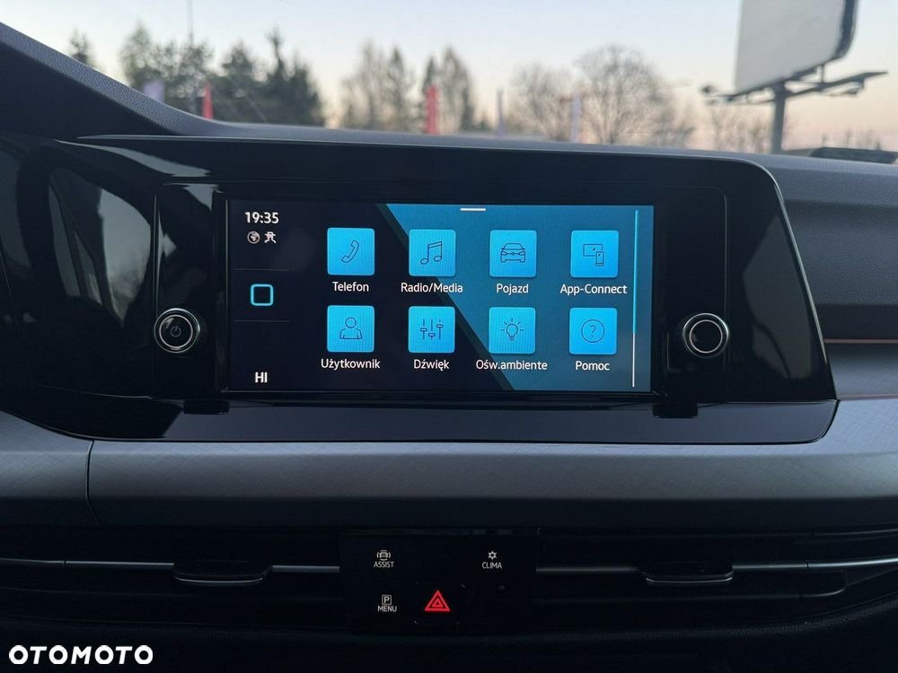 Volkswagen Golf - 10